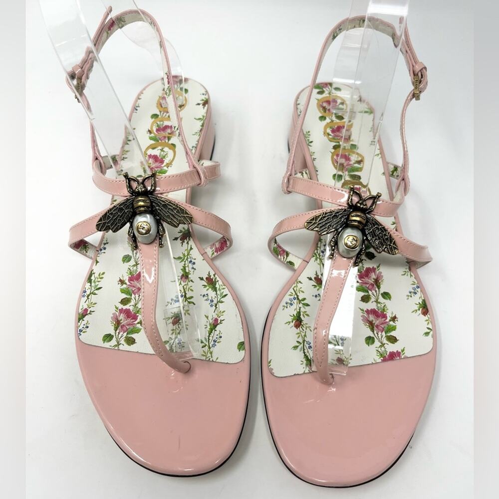 NEW Gucci Pink Patent Leather GG Bee Pearl Thong Sandal Kitten Heel Size 38.5 EU - Picture 4 of 7